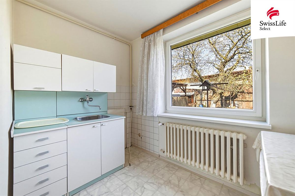 Prodej rodinného domu 243 m², pozemek 615 m² – fotografie 5