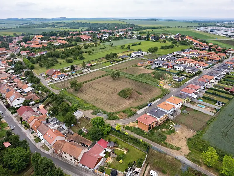 Prodej stavebního pozemku 624 m², Syrovice – náhled fotky 3