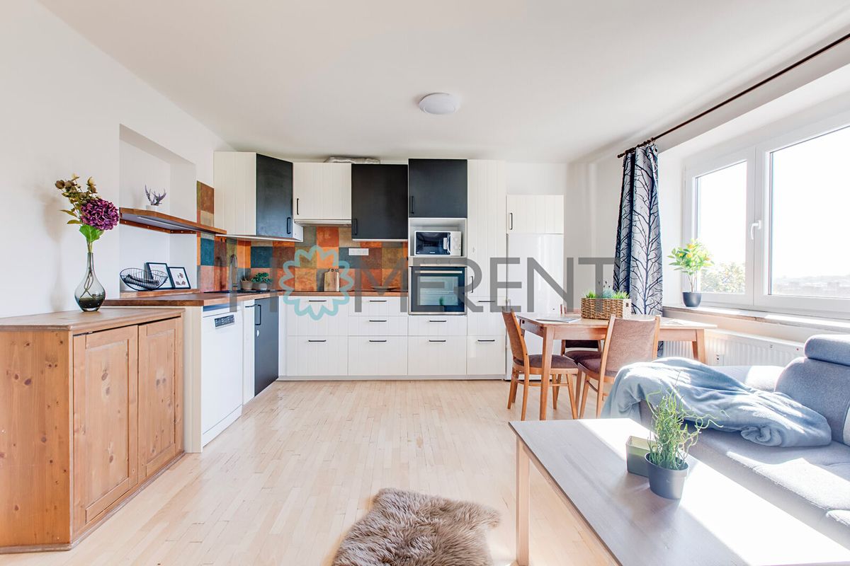 Pronájem bytu 3+kk 56 m² – fotografie 3