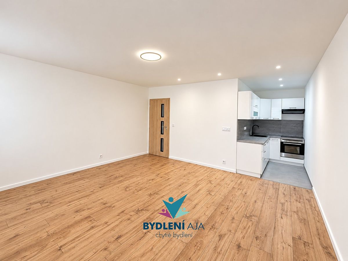Pronájem bytu 2+kk 49 m² – fotografie 4