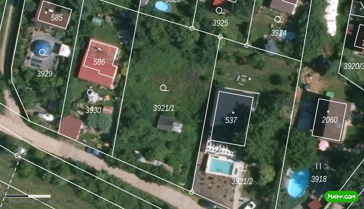 Prodej stavebního pozemku 949 m² – fotografie 2
