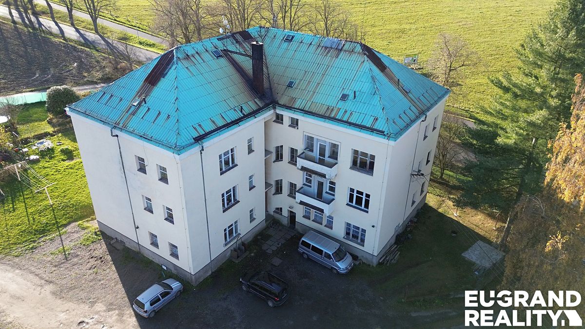 Prodej činžovního domu 1165 m²