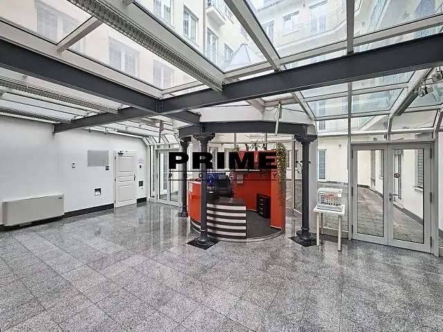 Pronájem kanceláře 212 m², Praha – náhled fotky 3