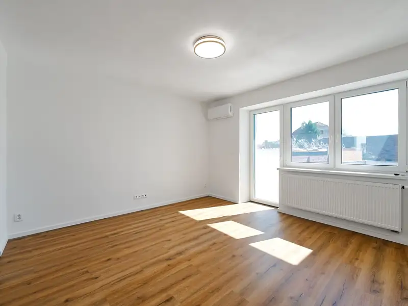 Prodej rodinného domu 170 m², pozemek 202 m², Újezd u Brna – náhled fotky 2