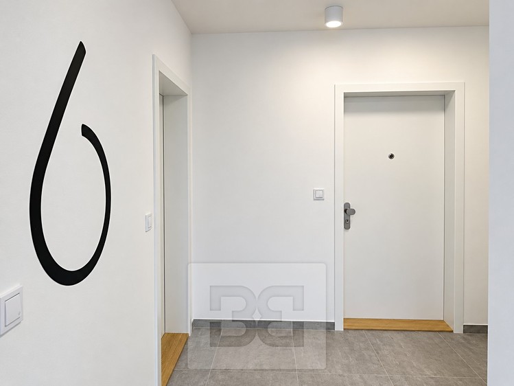 Квартира 2+kk в оренду, 78 м² (16 з 17)