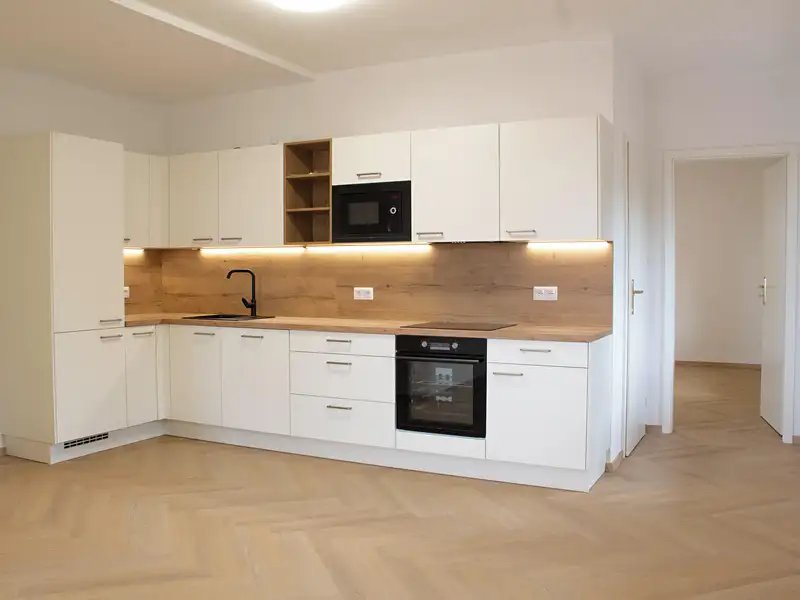 Pronájem bytu 2+kk 72 m², Praha – náhled fotky 3