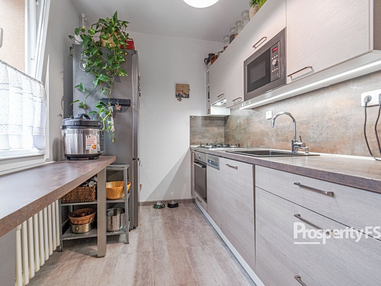 Квартира 3+1 на продаж, 74 м² (3 з 18)