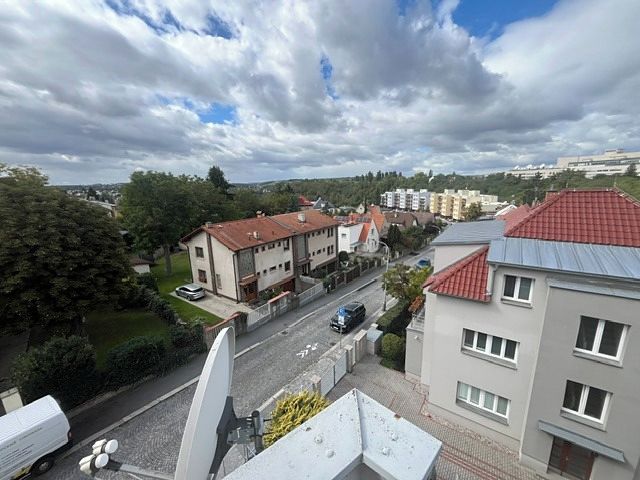 Pronájem bytu 3+1 82 m² – fotografie 4