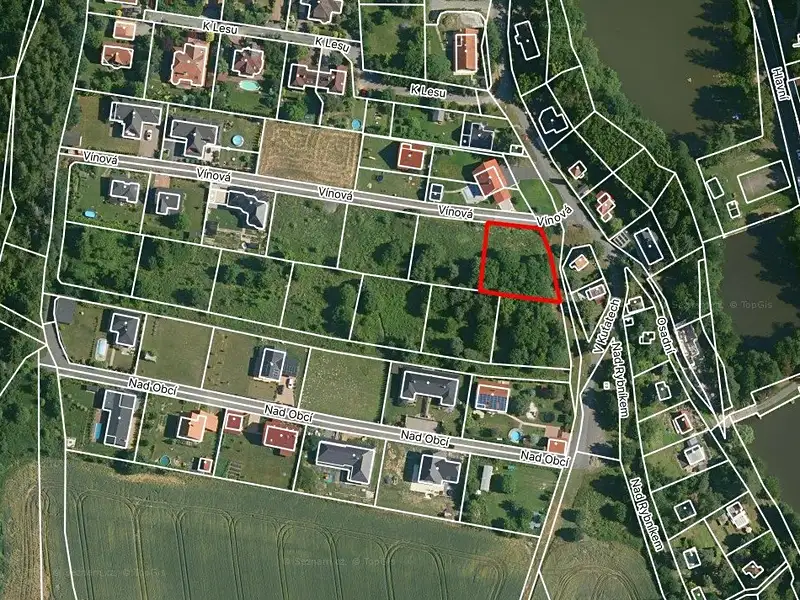 Prodej rodinného domu 200 m², pozemek 1000 m², Březí – náhled fotky 2