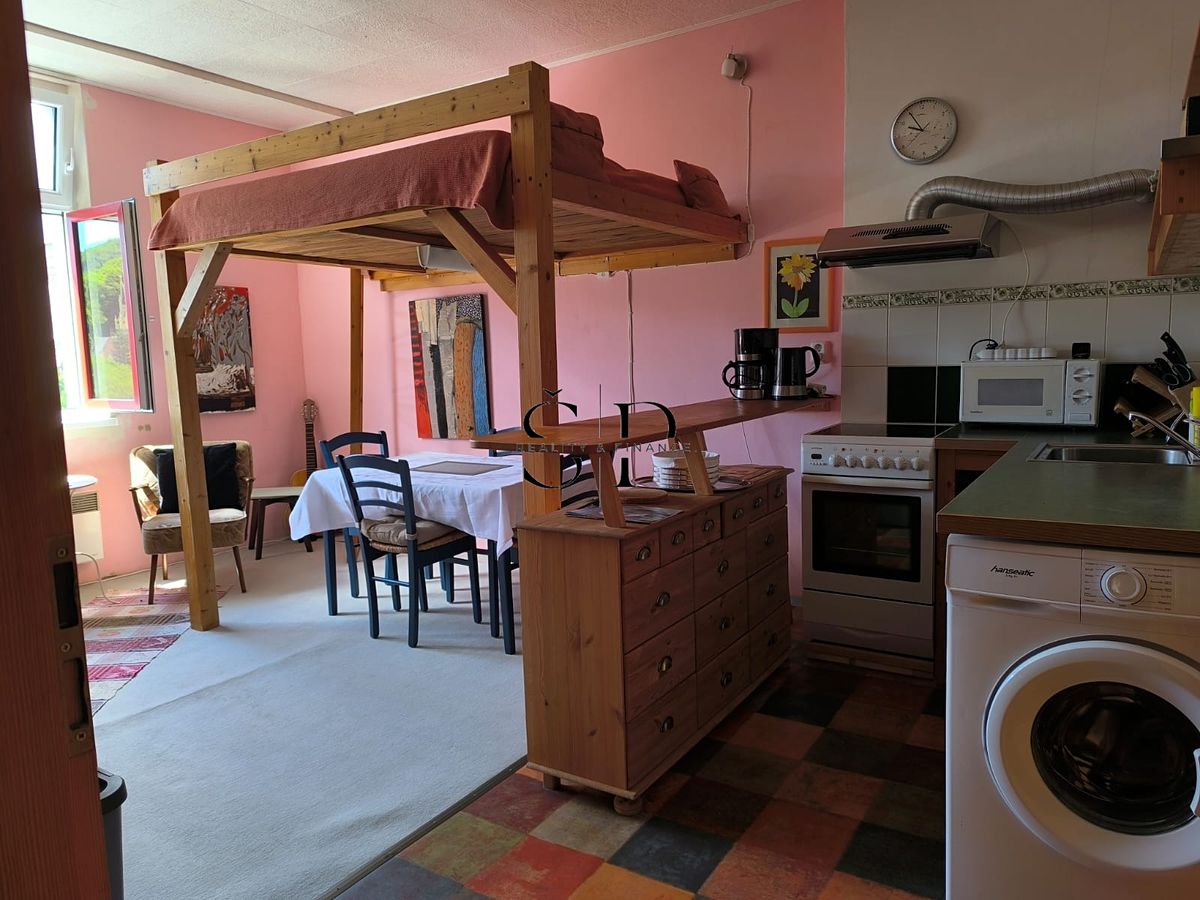 Pronájem bytu 2+kk 38 m² – fotografie 3