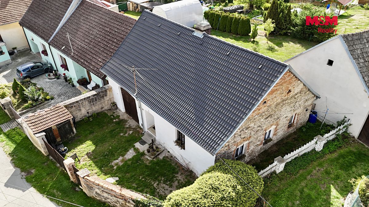 Prodej rodinného domu 84 m², pozemek 212 m² – fotografie 2