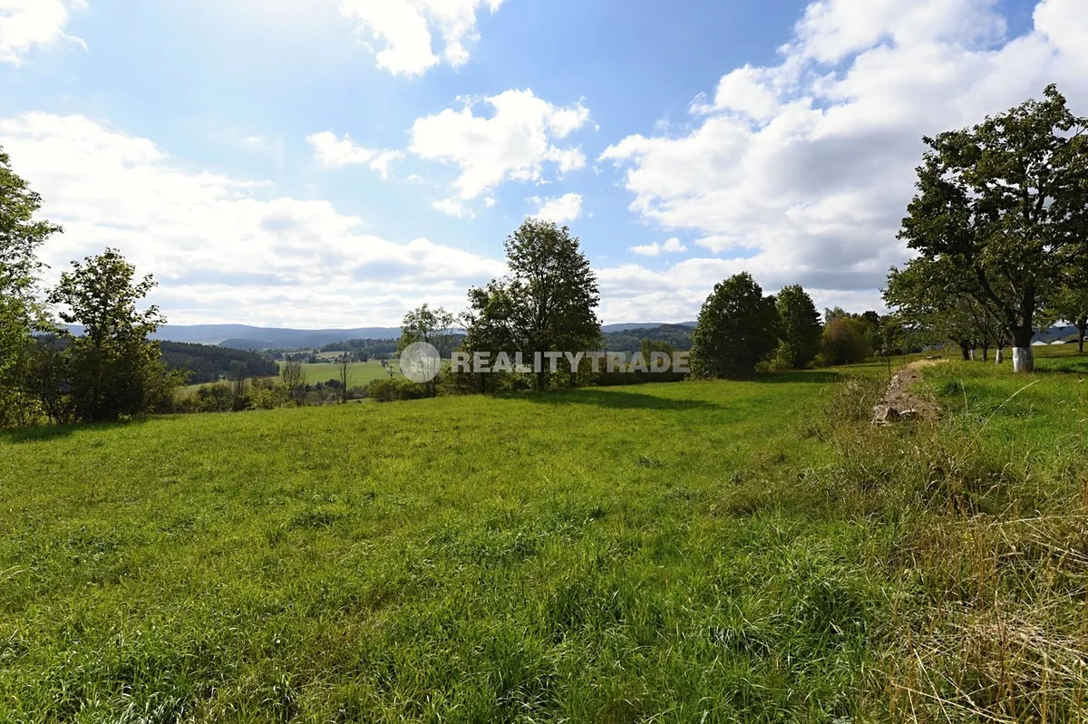 Prodej stavebního pozemku 1460 m²