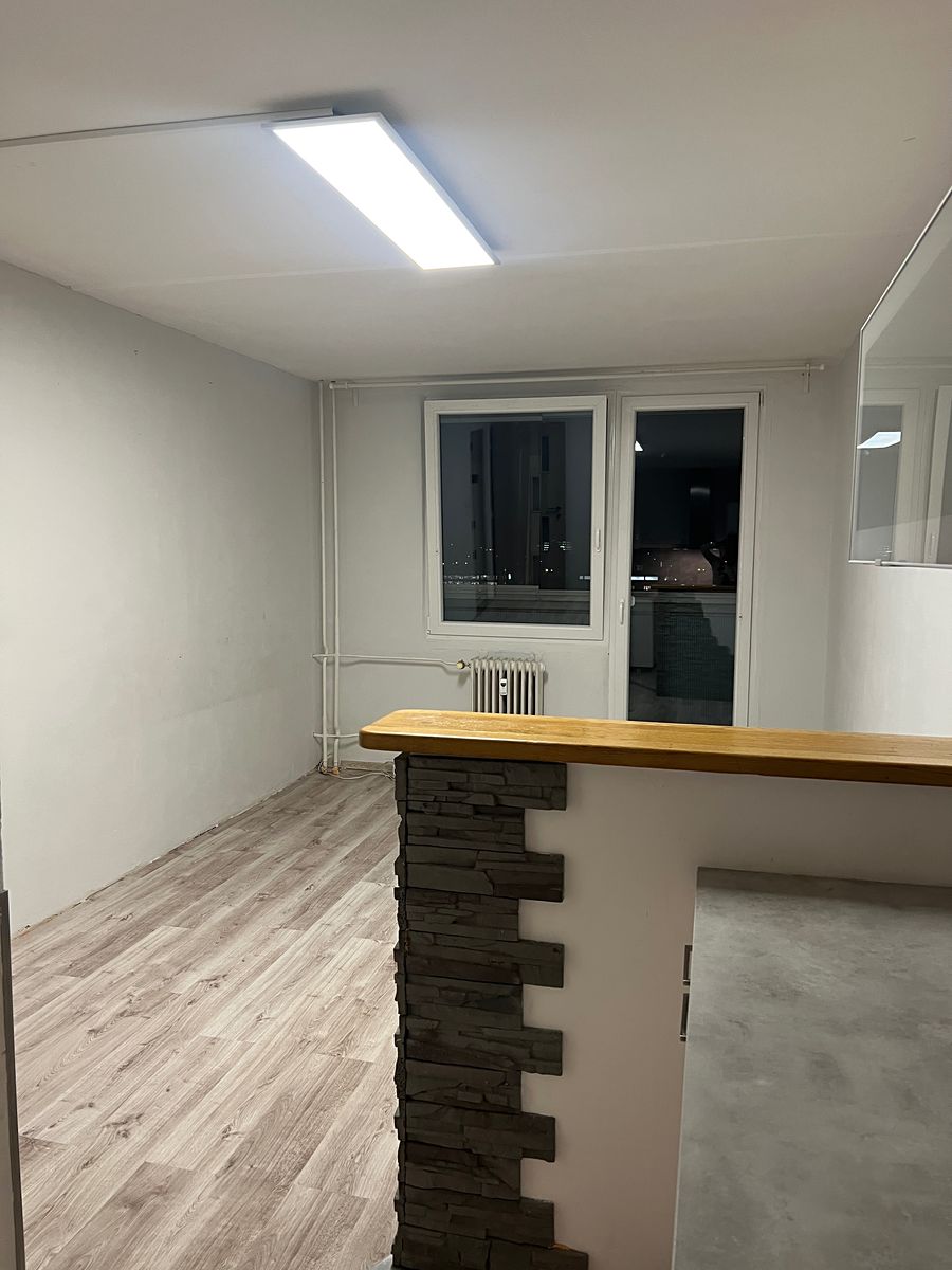 Pronájem bytu 2+kk 42 m² – fotografie 4
