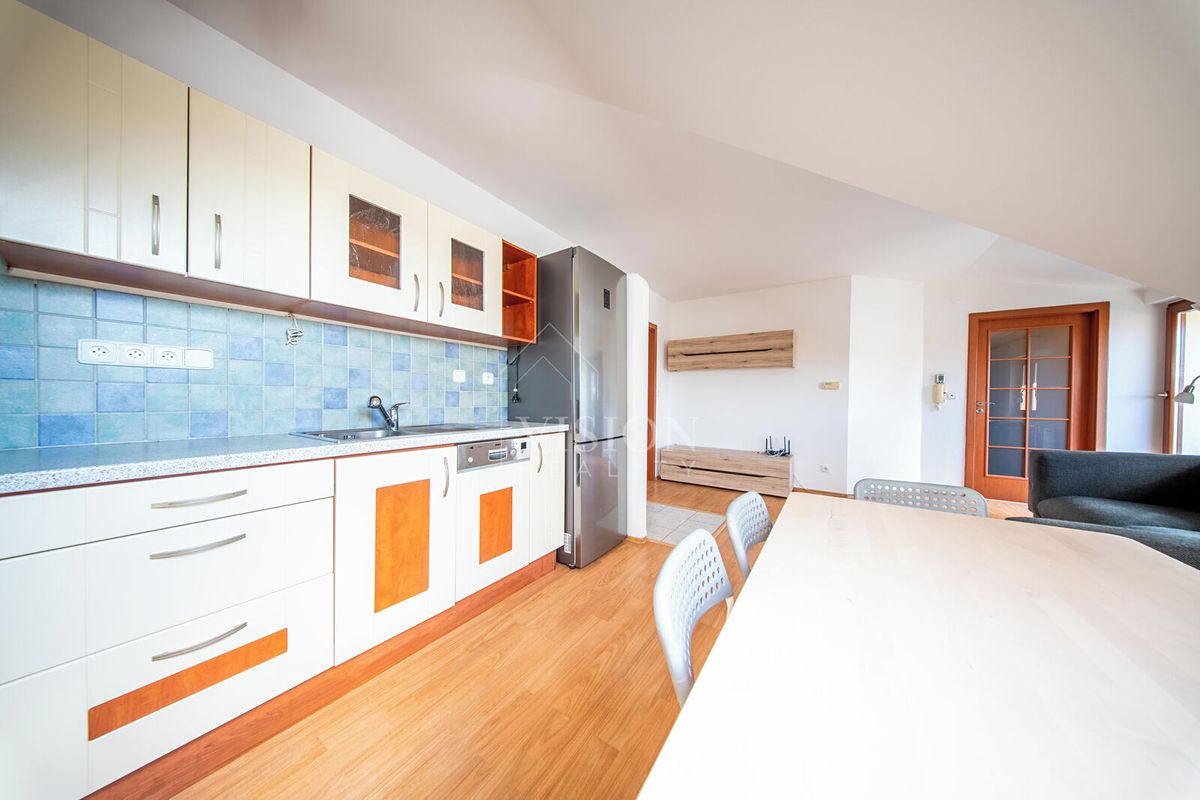 Pronájem bytu 3+kk 83 m² – fotografie 3