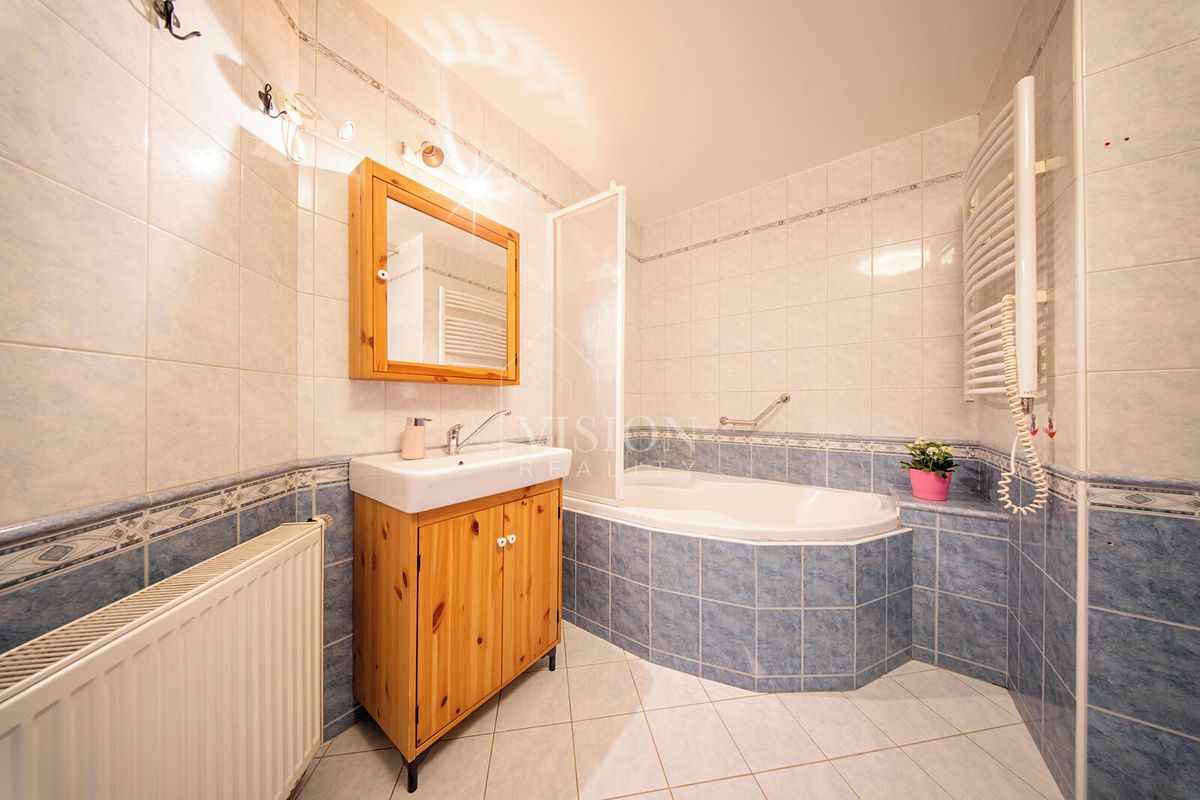 Pronájem bytu 3+kk 83 m² – fotografie 4