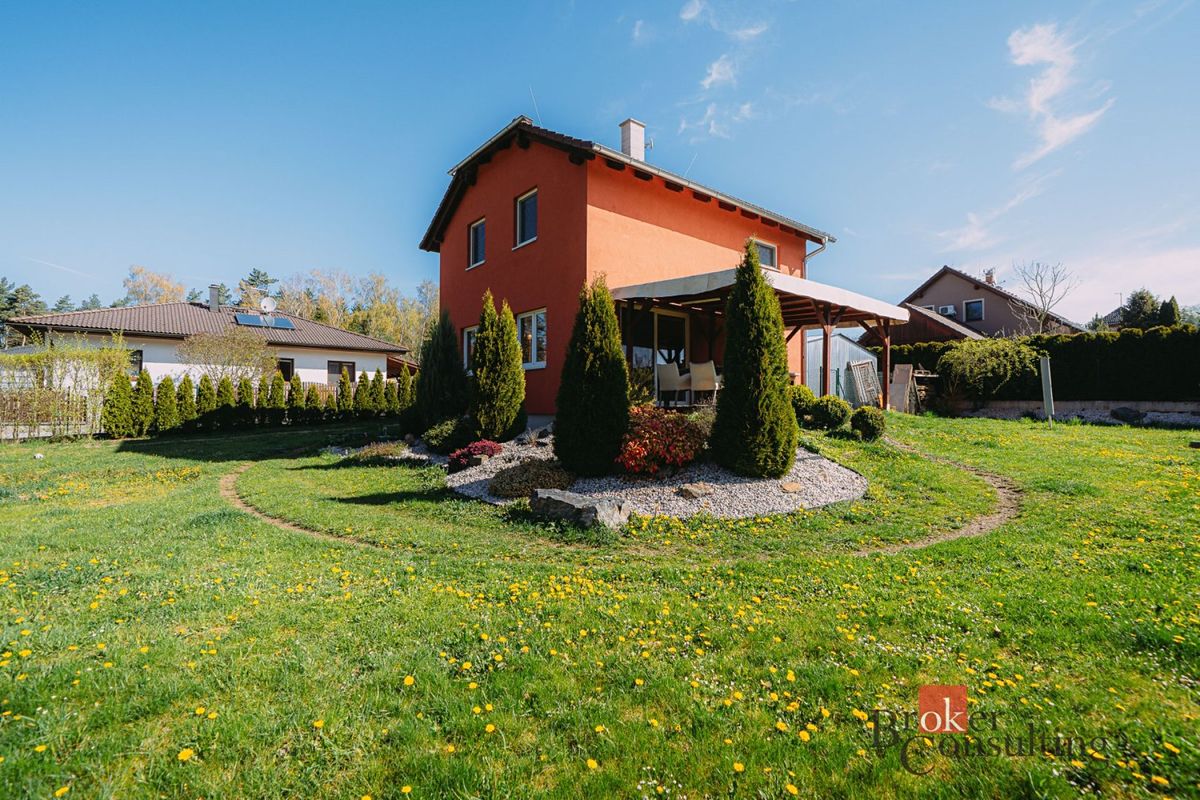 Prodej rodinného domu 93 m², pozemek 973 m² – fotografie 3