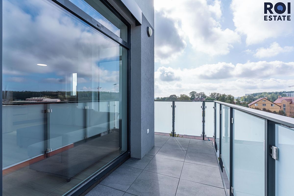 Pronájem bytu 4+kk 96 m²