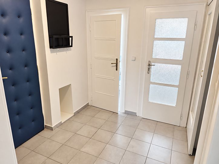 Pronájem bytu 2+1 74 m² – fotografie 5