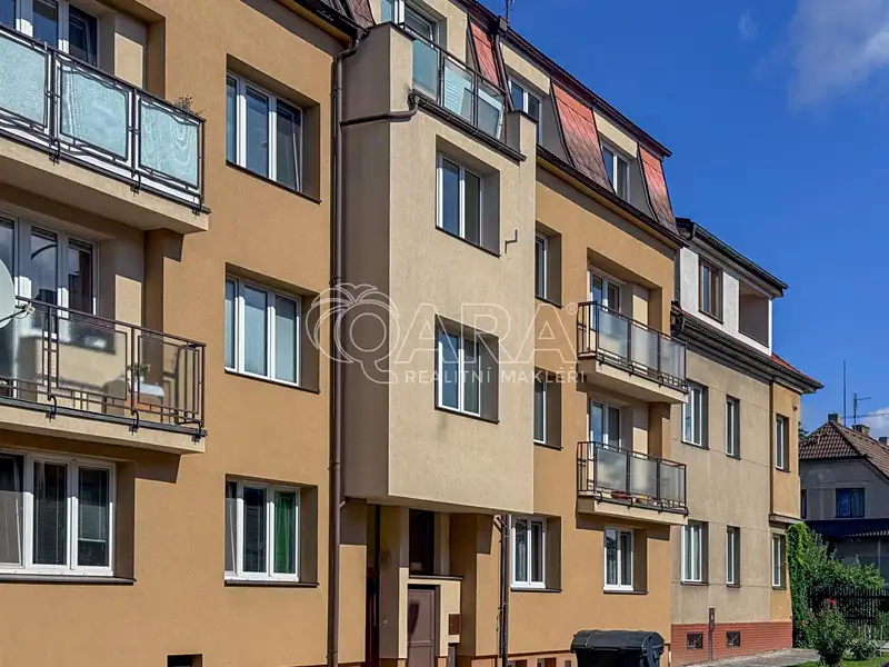 Prodej bytu 1+kk 28 m², Tábor – náhled fotky 1