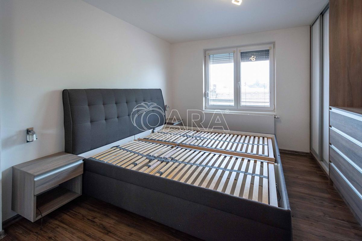 Pronájem bytu 3+1 71 m² – fotografie 5