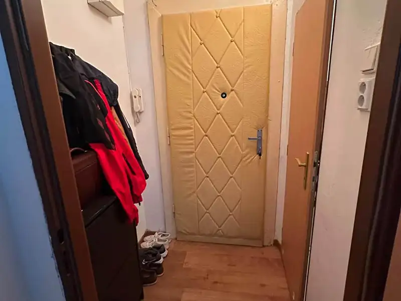 Pronájem bytu 1+kk 20 m², Praha – náhled fotky 2