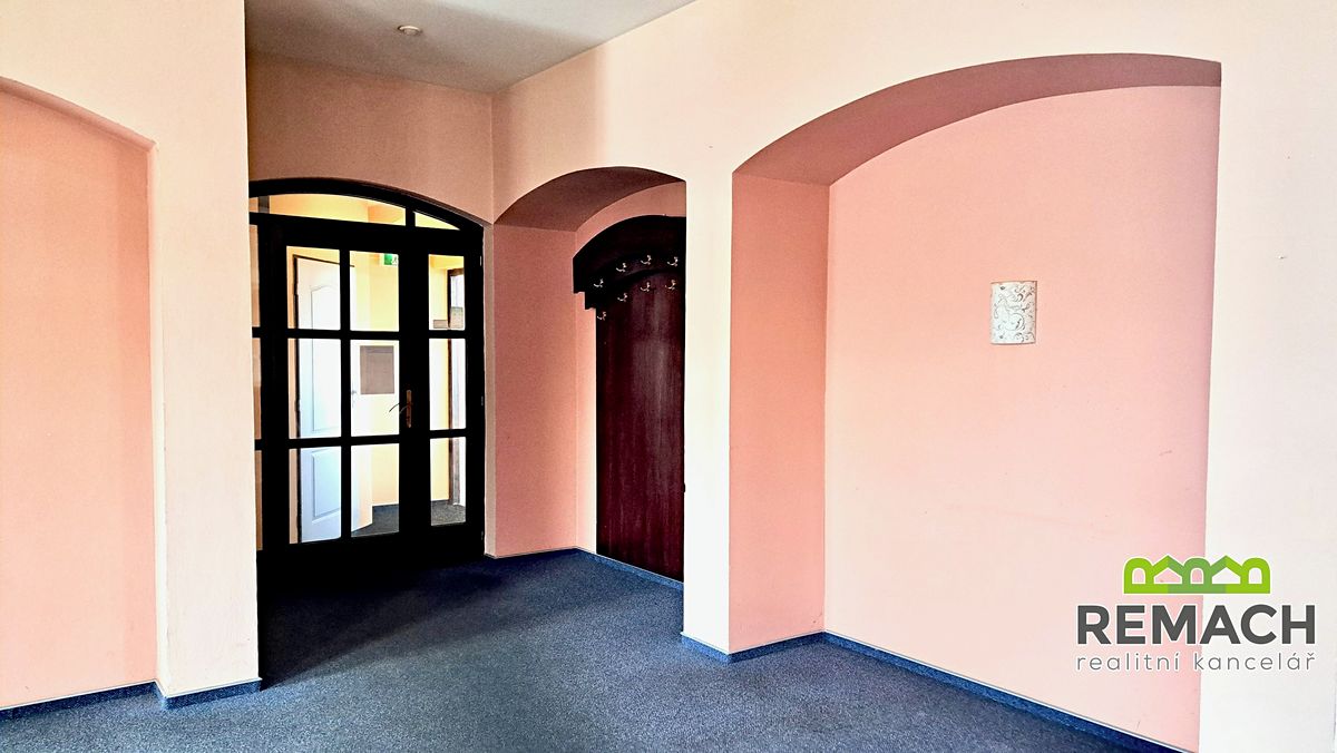 Pronájem restaurace 197 m² – fotografie 3