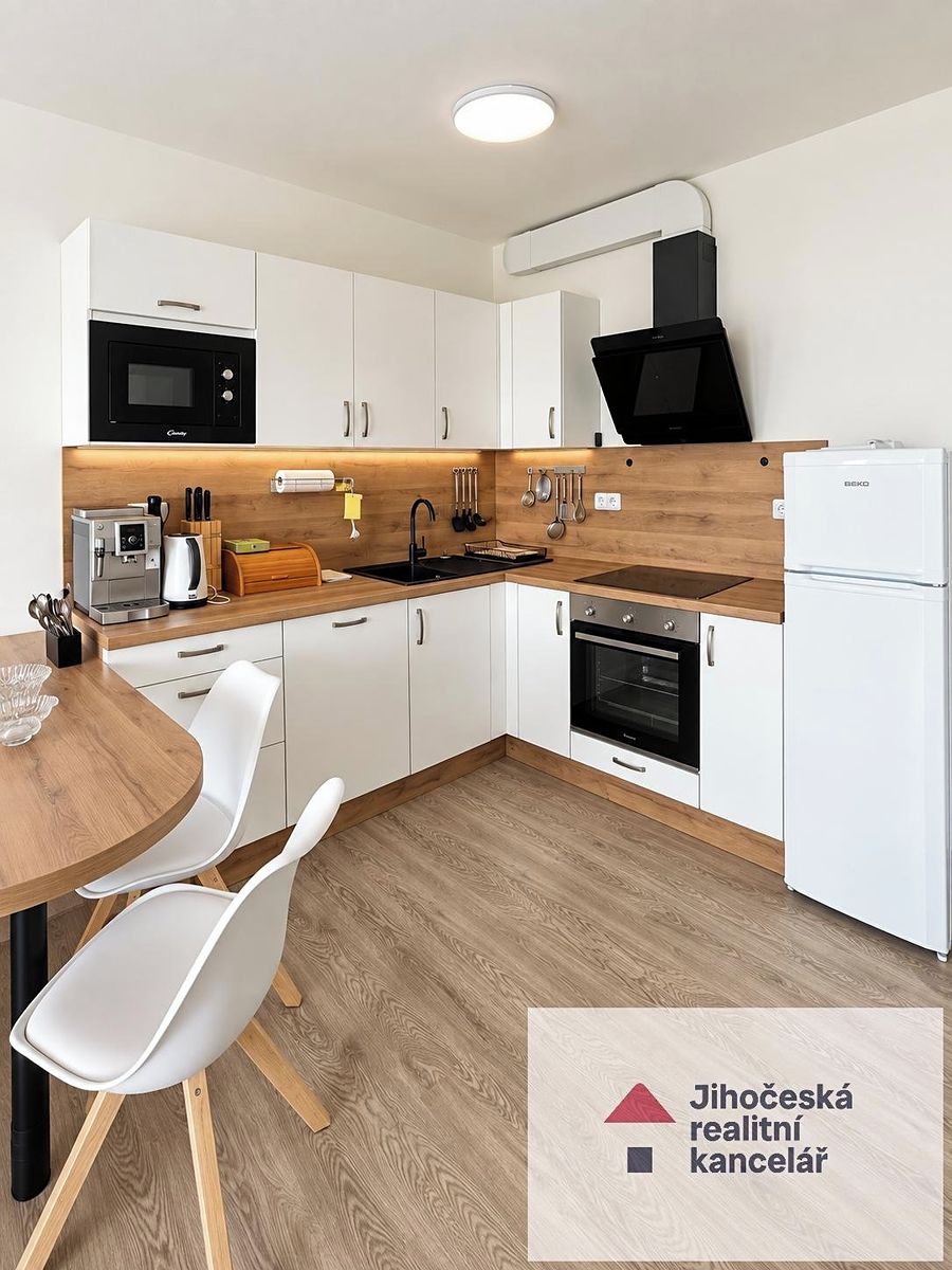 Pronájem bytu 3+kk 68 m² – fotografie 4