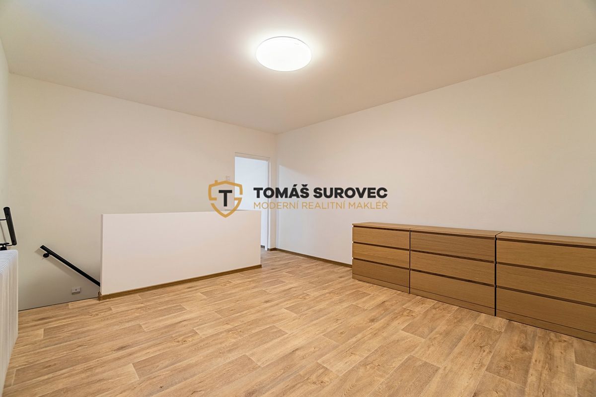 Pronájem rodinného domu 96 m², pozemek 168 m² – fotografie 2