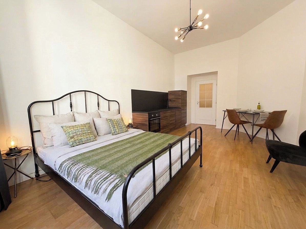 Pronájem bytu 1+kk 35 m² – fotografie 2