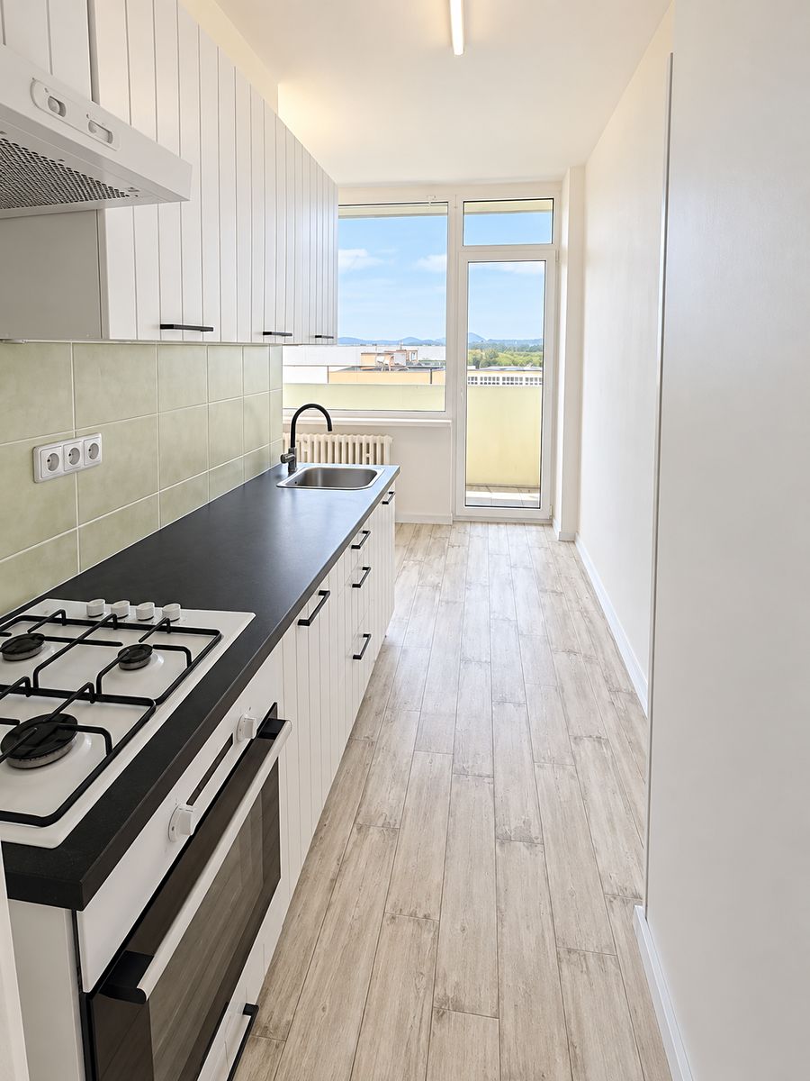 Pronájem bytu 3+1 72 m² – fotografie 2