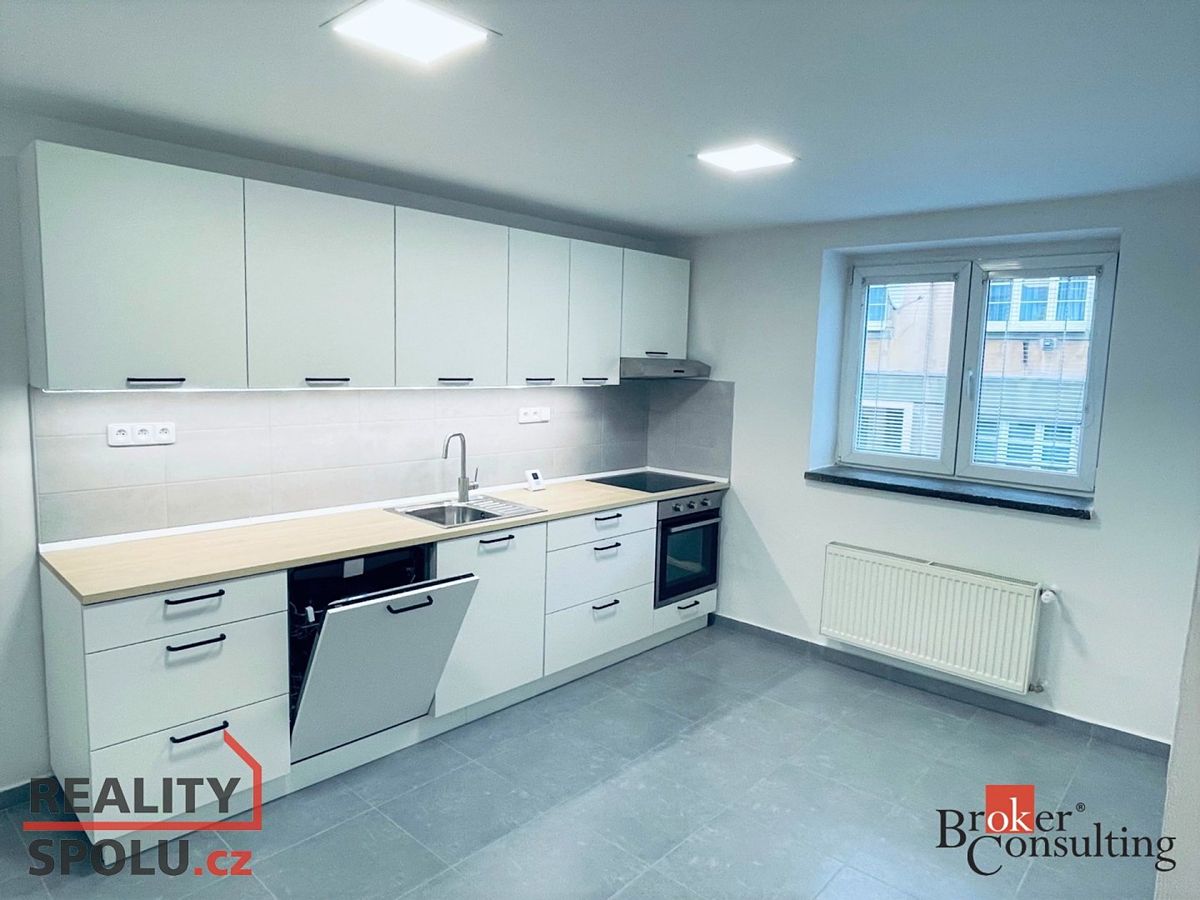 Pronájem bytu 2+1 63 m²