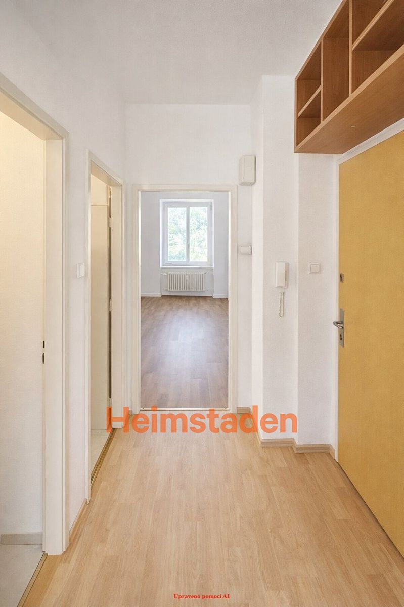 Pronájem bytu 1+1 36 m² – fotografie 4