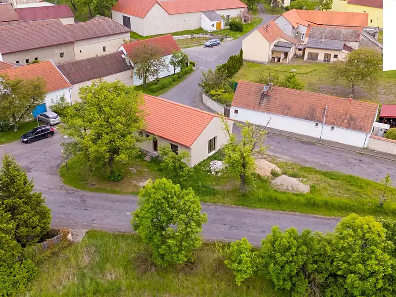 Prodej rodinného domu 102 m², pozemek 269 m², Louny – náhled fotky 2
