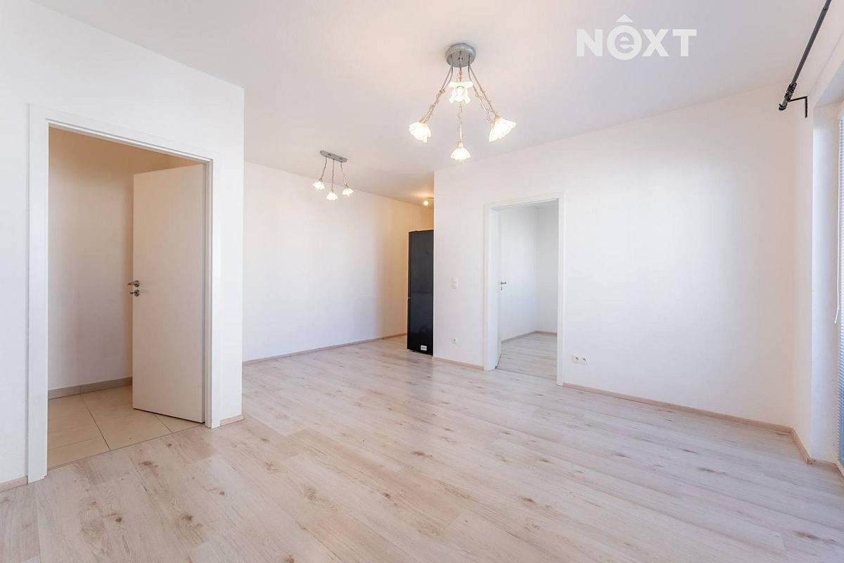 Pronájem bytu 2+kk 52 m² – fotografie 2