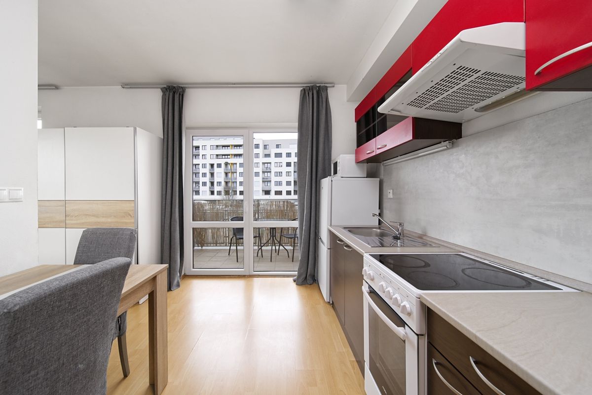 Pronájem bytu 1+kk 30 m² – fotografie 2