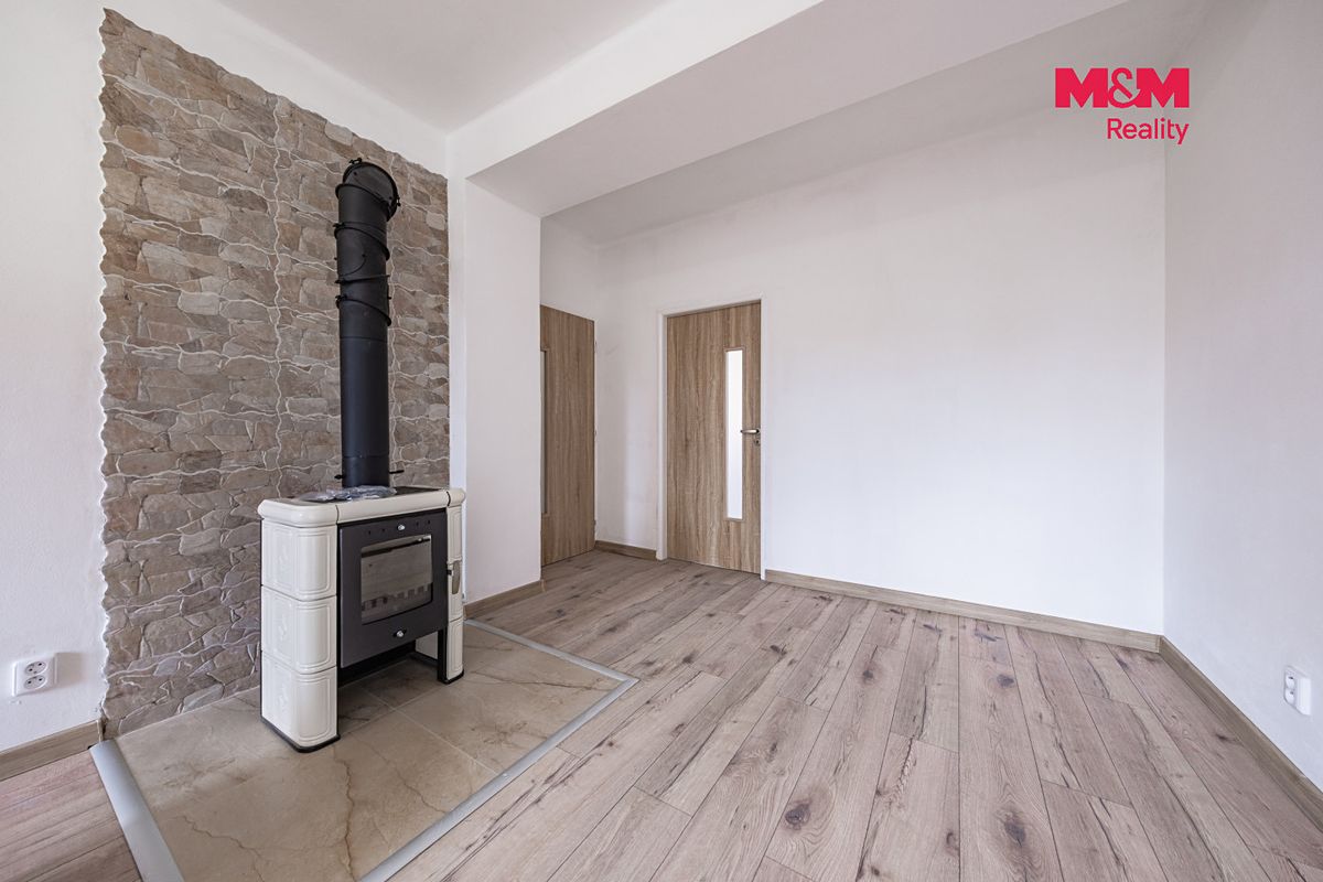 Pronájem bytu 2+1 55 m² – fotografie 2