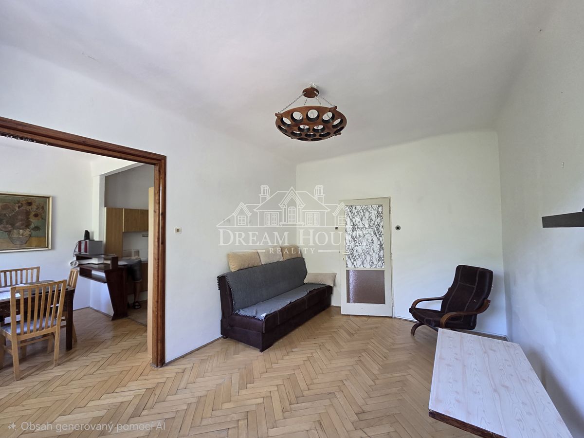 Pronájem bytu 2+1 75 m² – fotografie 4