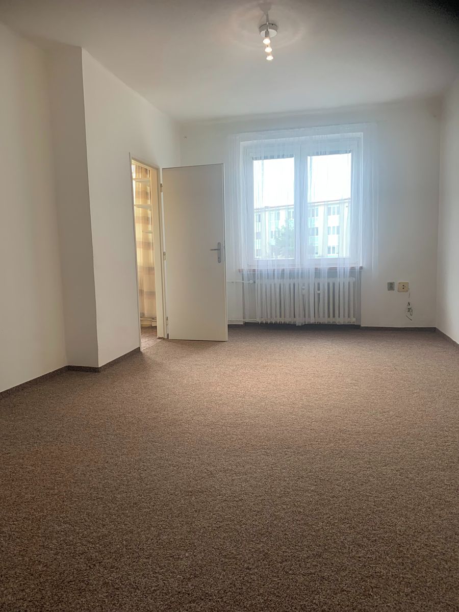 Pronájem bytu 2+1 45 m² – fotografie 2