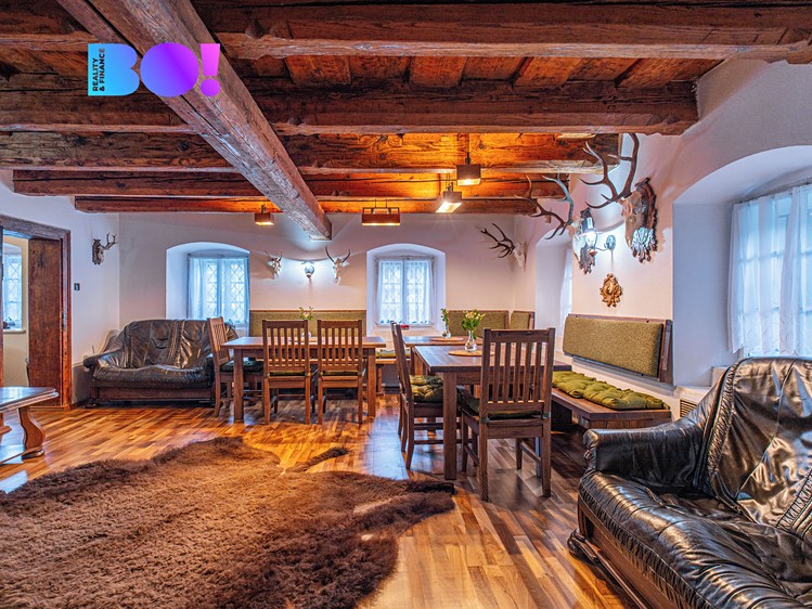 Будинок на продаж, 238 м² (2 з 49)