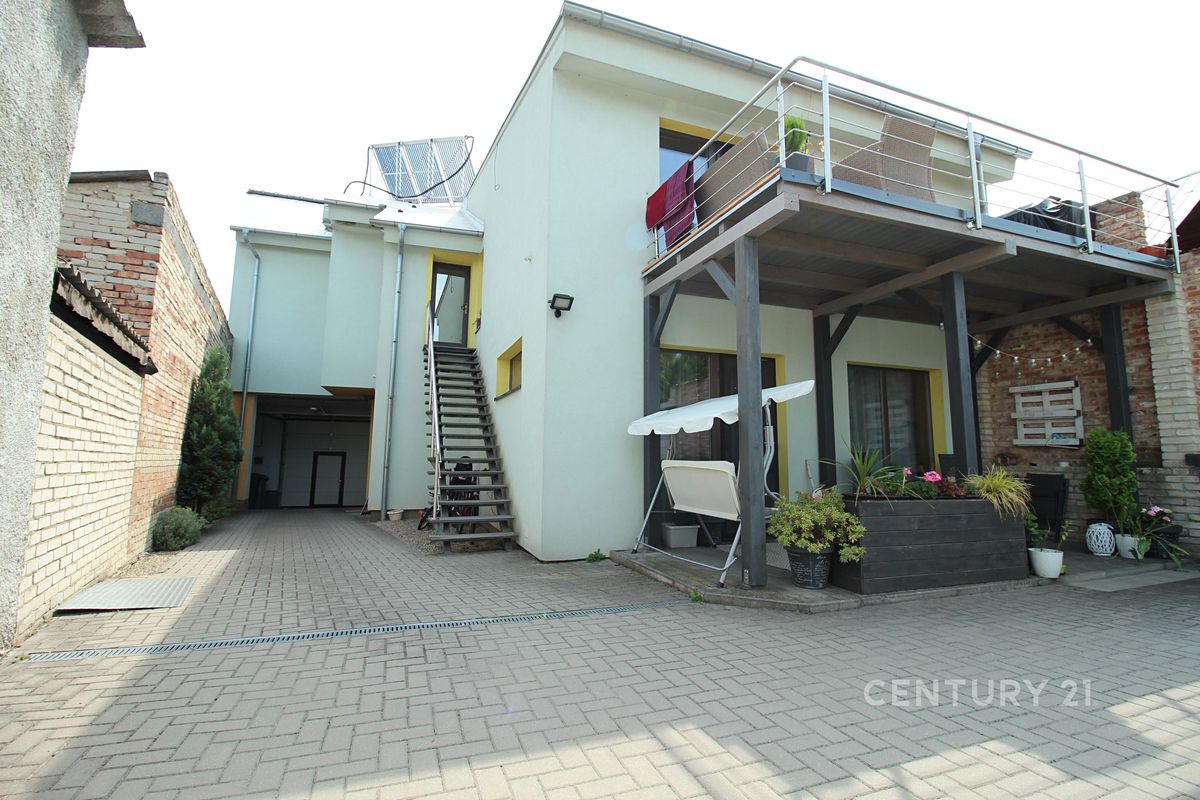Prodej bytu 3+1 108 m²