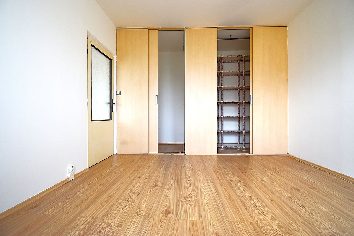 Pronájem bytu 1+1 36 m² – fotografie 3