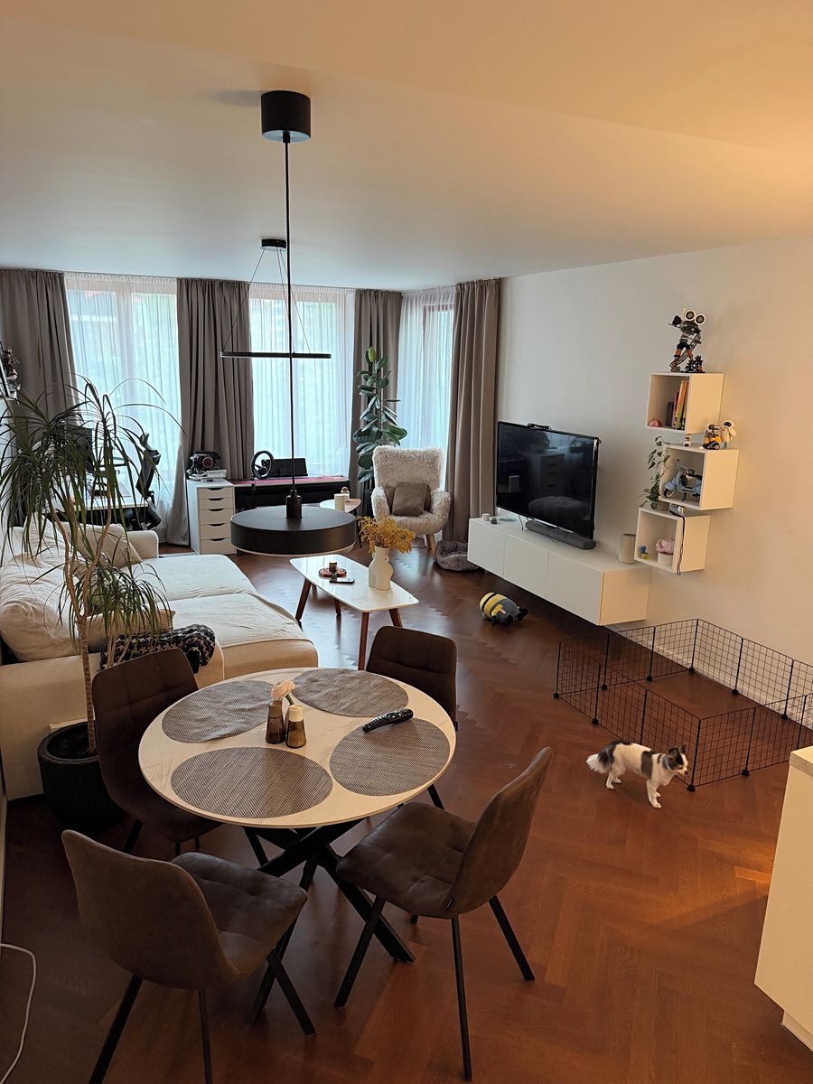 Pronájem bytu 2+kk 64 m² – fotografie 3