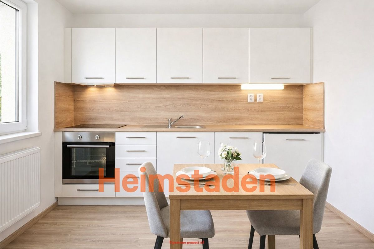 Pronájem bytu 2+kk 38 m² – fotografie 2