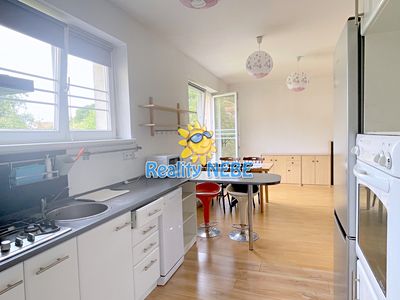 Pronájem bytu 3+kk 94 m²