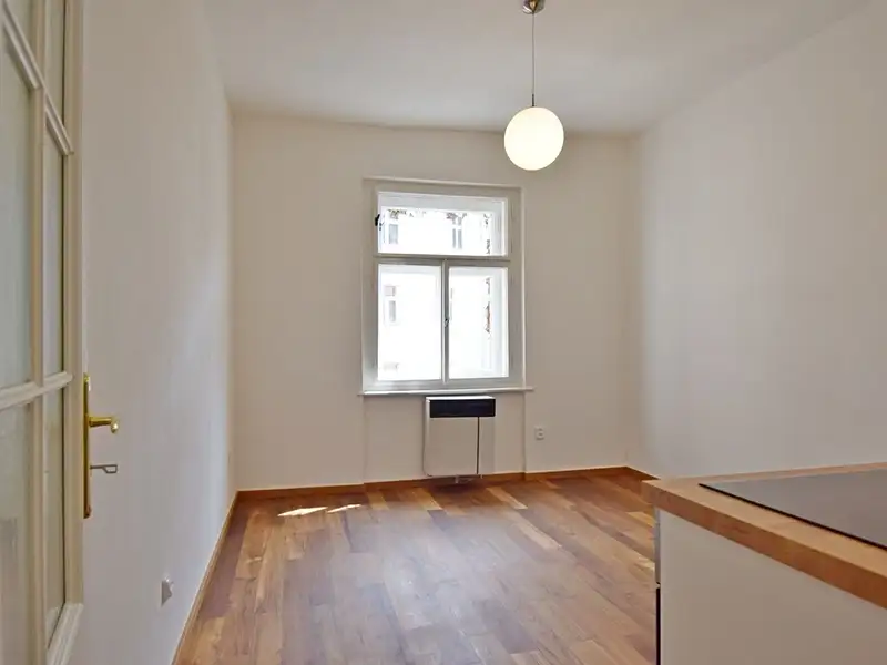 Pronájem bytu 1+kk 23 m², Praha – náhled fotky 3