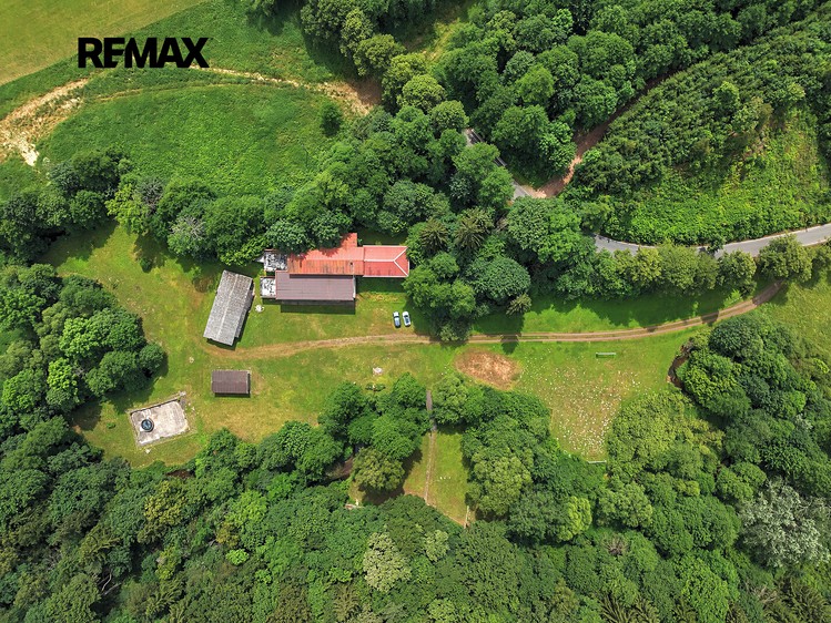 Pronájem komerčního prostoru, 900 m² (2 z 23)