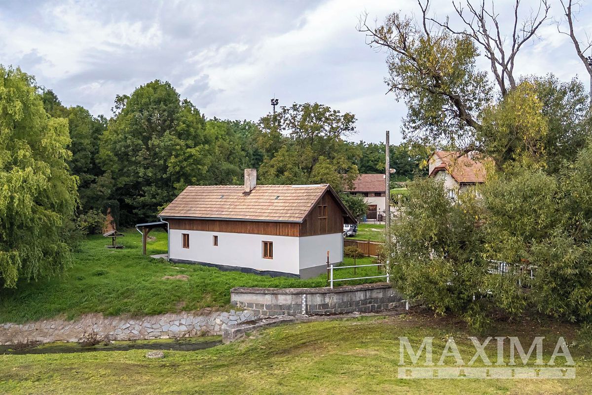 Prodej rodinného domu 78 m², pozemek 655 m² – fotografie 4