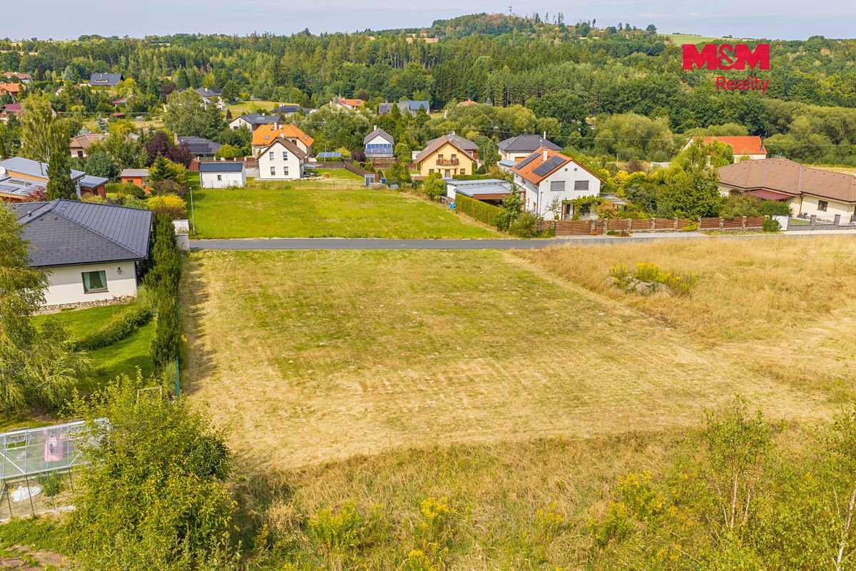 Prodej stavebního pozemku 1500 m² – fotografie 2