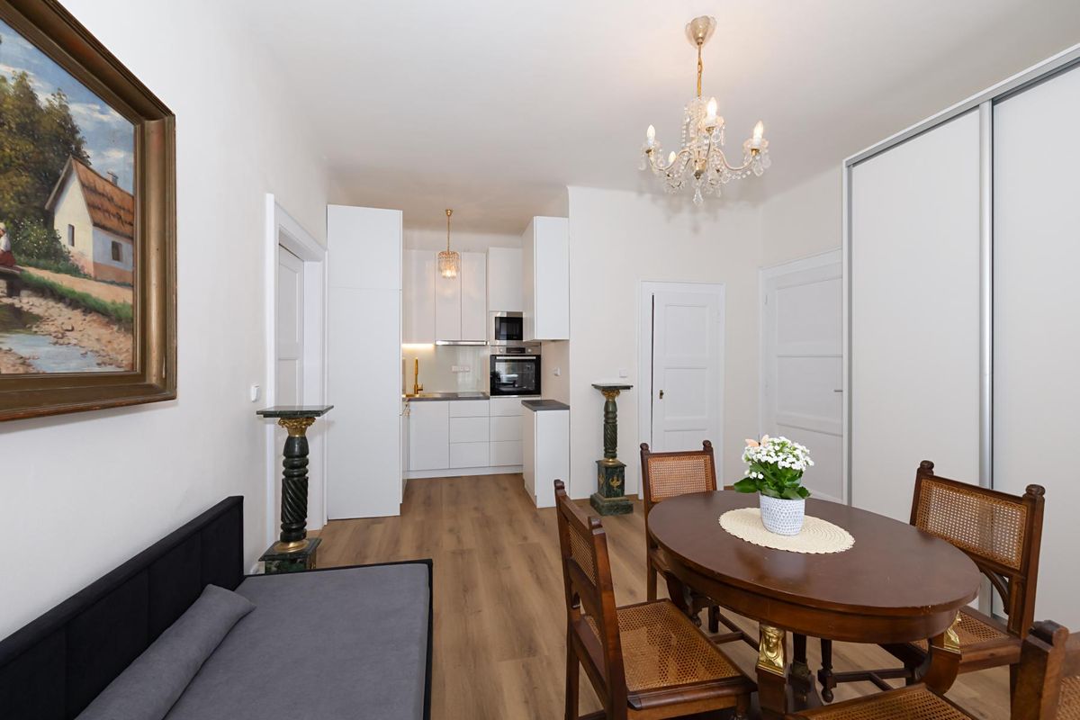 Pronájem bytu 2+kk 61 m² – fotografie 5