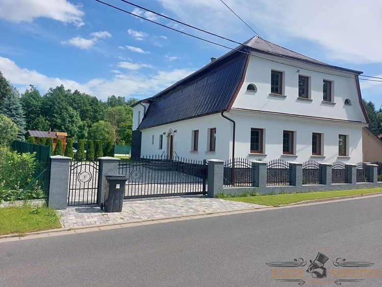 Комерційне приміщення на продаж, 726 м² (1 з 23)